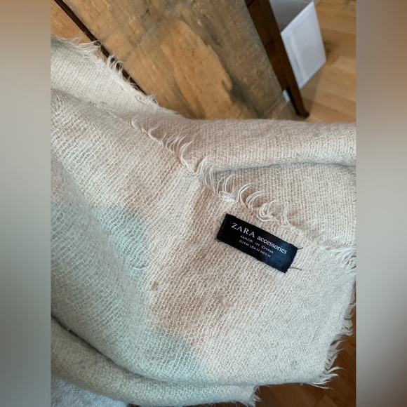 Zara striped fall Scarf - Picture 2 of 2